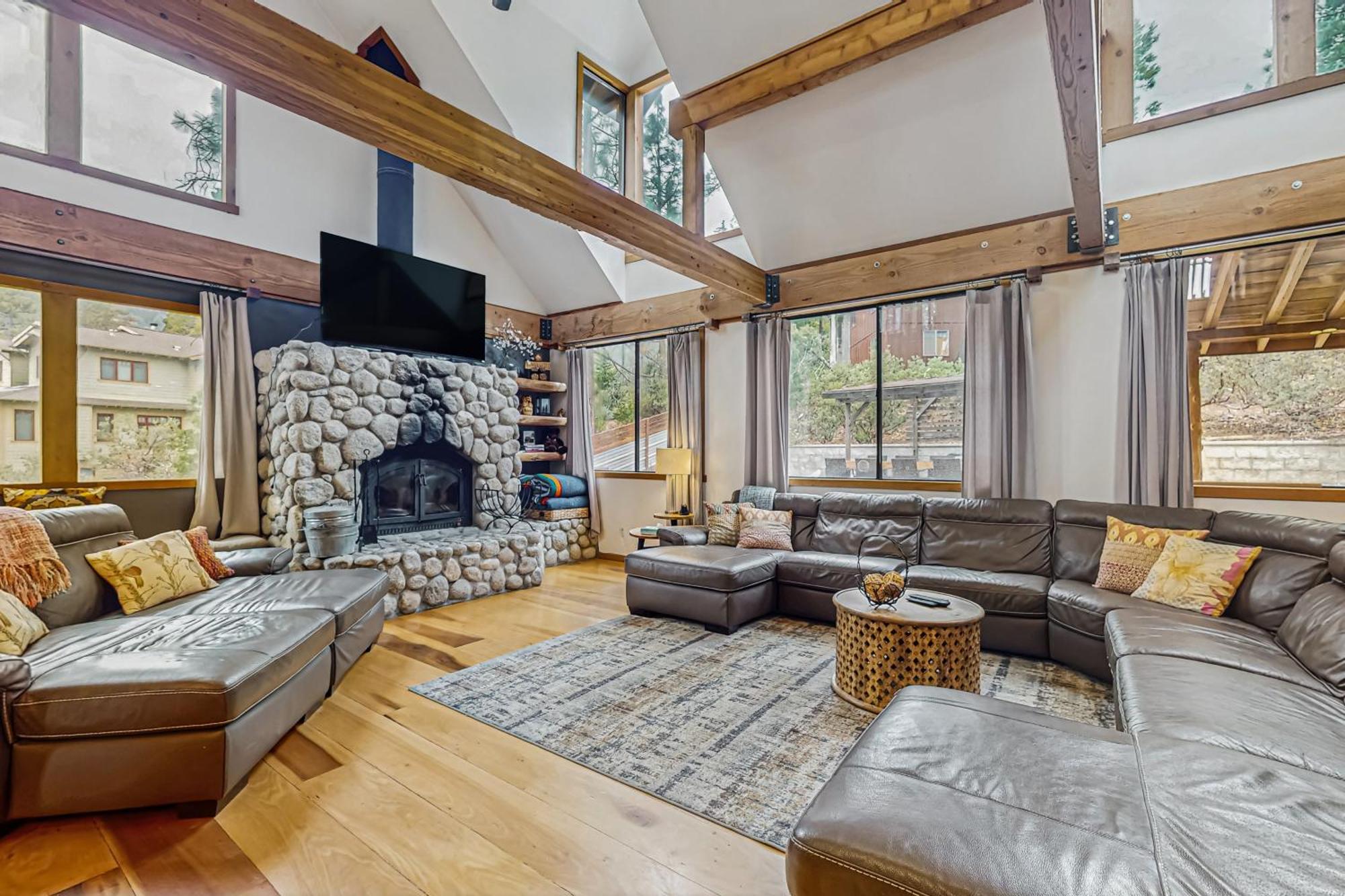 Hidden Lodge Idyllwild Exterior photo